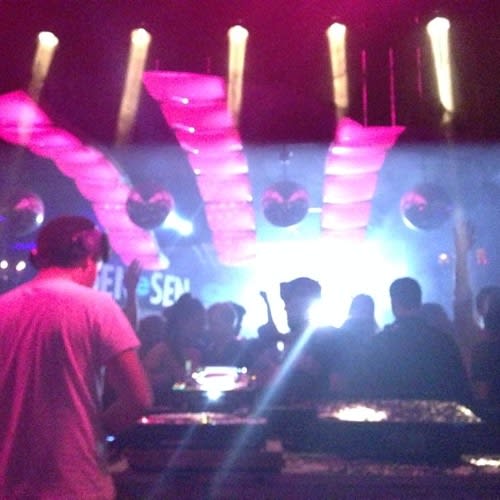 Chateaubriand (Official)