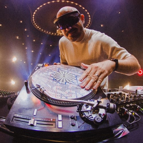 DJ 440 // Brazil & Tropical Bass