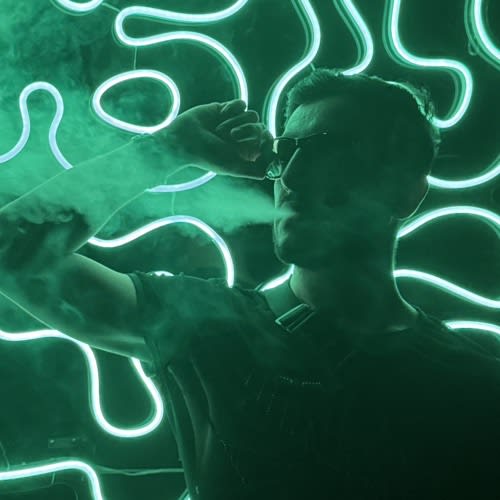 DJ - Giovanni Sainz