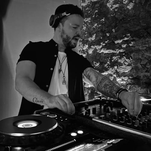 Gonzallez | Sons of Jane