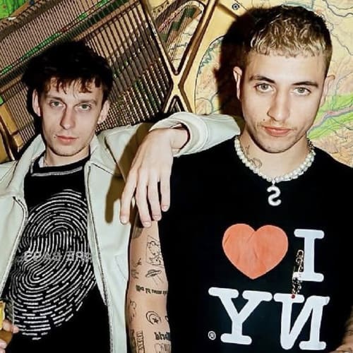 OMIZS & E.T!