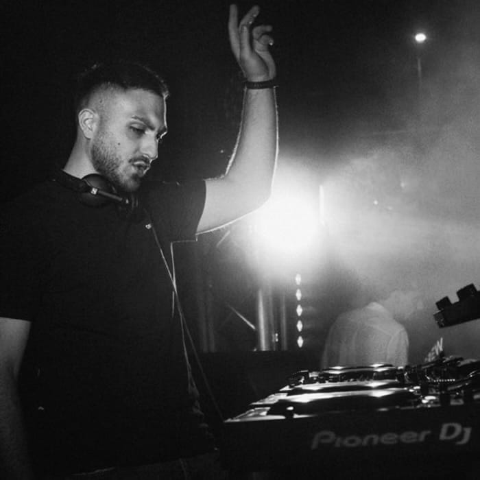 Casa Ata: Donato Emme, Singi, Huggz, Mood Director