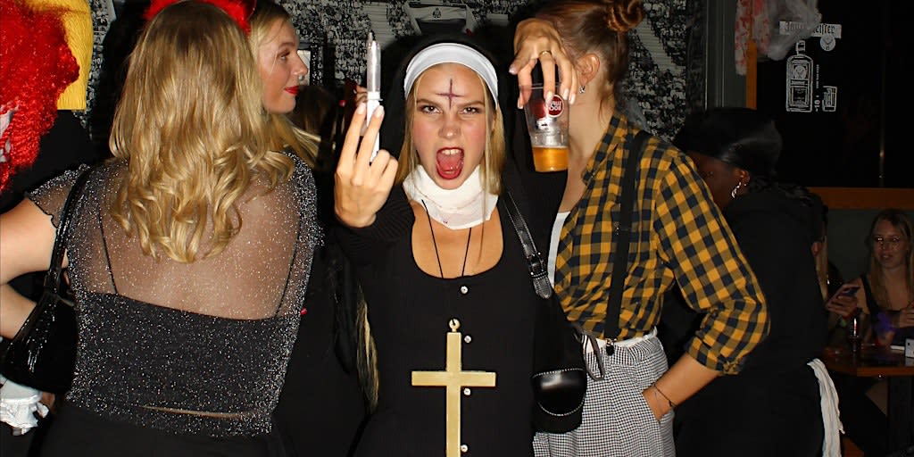 The Halloween Pub Crawl : Lisbon's Scariest Night Party!