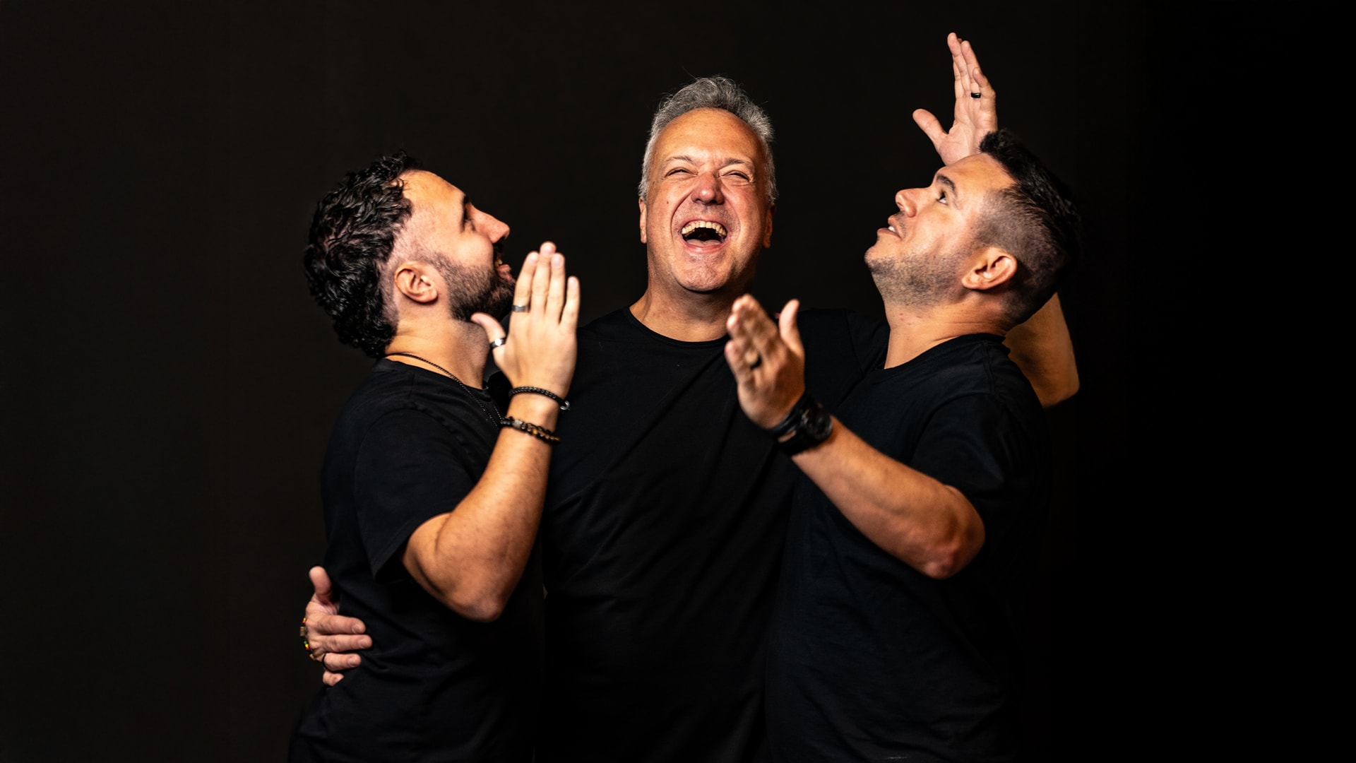 Nativos (Free Entry)