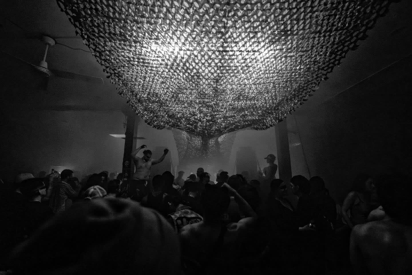 Crud0 Presents Dj Plant Texture At Sunday Services 04:00 Am 