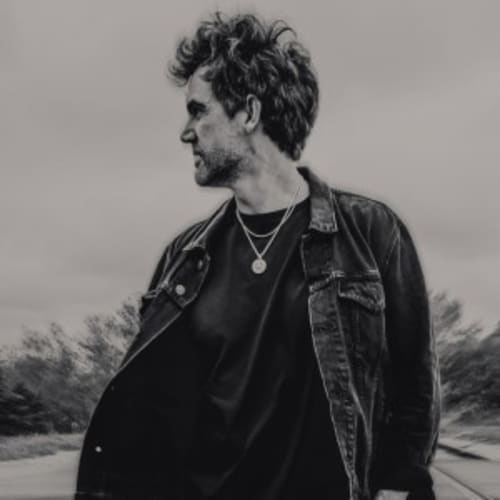 Tyler Hilton