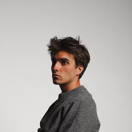 AIMÉ.