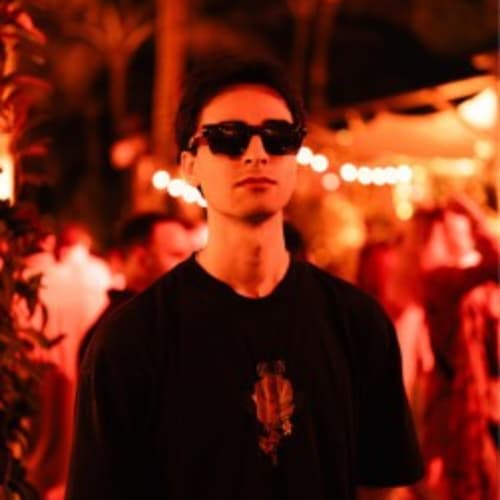 Aaron Raz