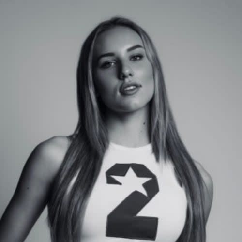 MAITE DEDECKER