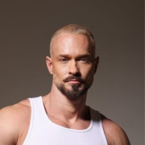 Tom Barcys