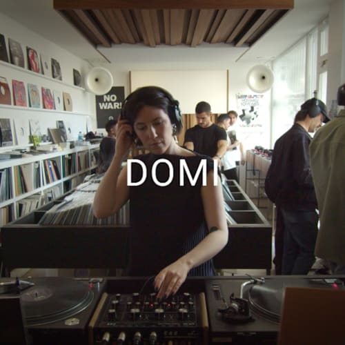 Yoyaku Instore Session with Domi