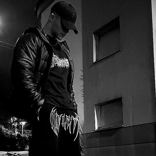 MAKREZ