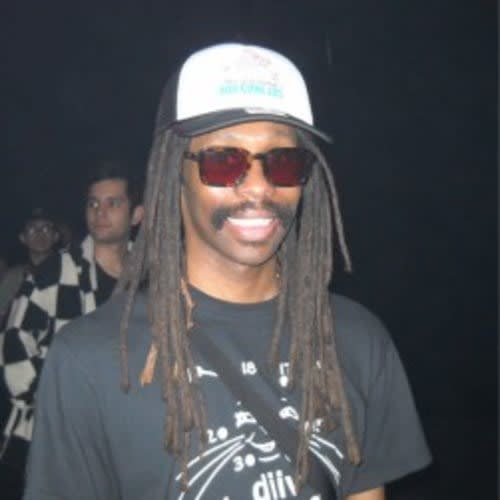 Mr Floyd Larry