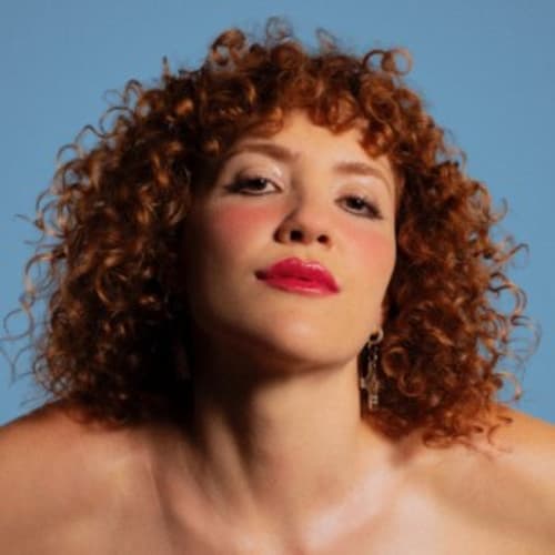 ZAINA WOZ