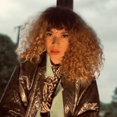 Flavia Coelho