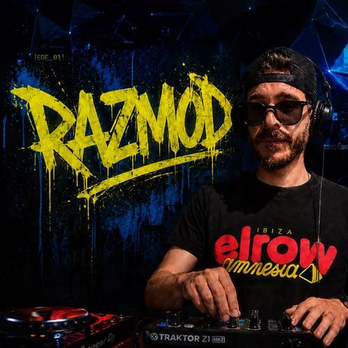 RAZMOD - CASH INTO THE TRACK