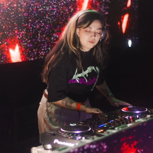 HIGA HASHI