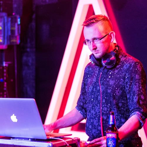 DJ Papa Luc