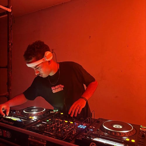 Dj Snooze