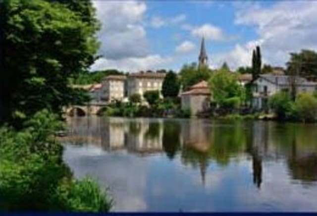 Photograph of Valence