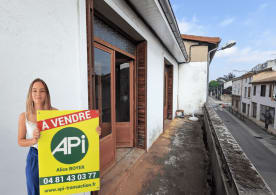 Immeuble à Le Péage-de-Roussillon, 236 m²