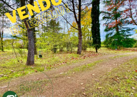 Terrain à Anneyron, 775 m²
