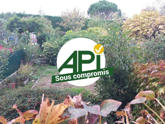 Maison de village à vendre à Saint-Julien-Molin-Molette – 5 pièces, 169 m²
