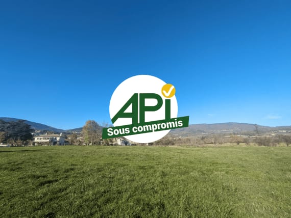 Terrain à vendre à Pélussin, 345 m²