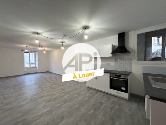 Appartement à louer à Saint-Julien-Molin-Molette – 3 pièces, 60 m² – 554 € / mois