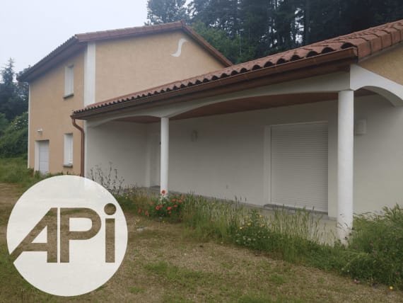 Maison à vendre à Bourg-Argental – 5 pièces, 121 m²