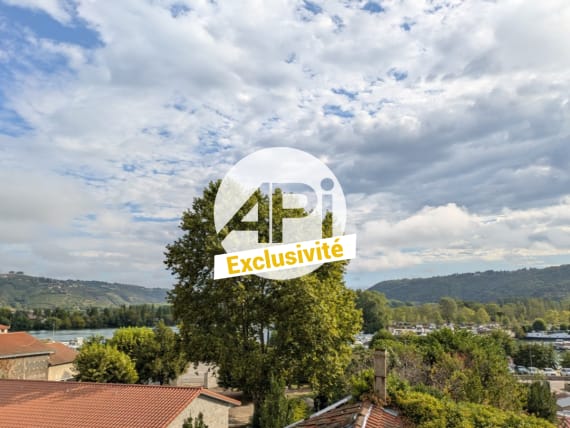 Maison à vendre à Les Roches-de-Condrieu – 7 pièces, 236 m² – 250 000 €