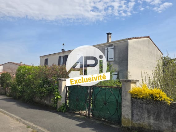 Maison à vendre à Saint-Clair-du-Rhône – 5 pièces, 92 m² – 219 000 €