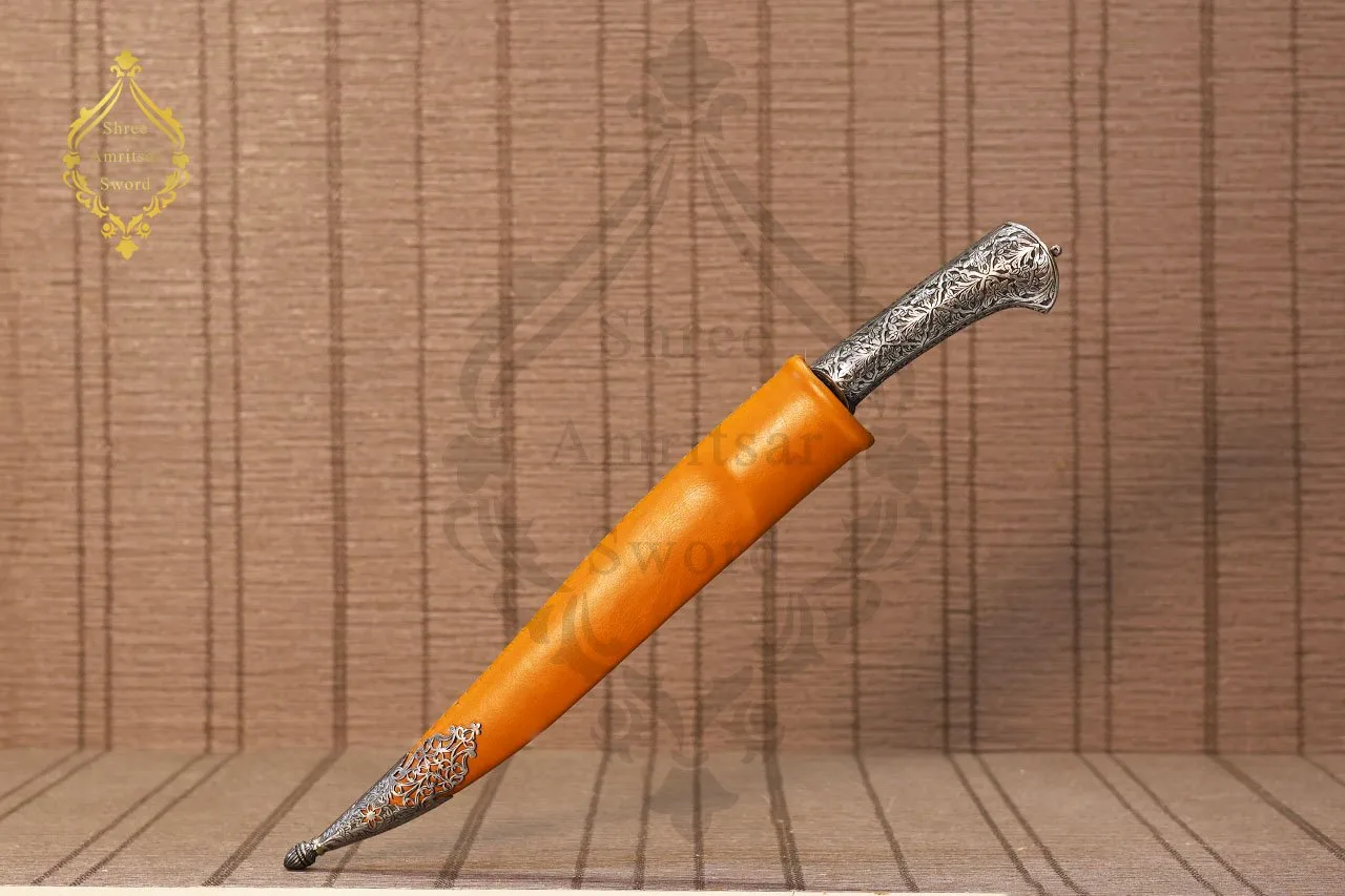 Indian Khanjar/ Dagger thumbnail 2