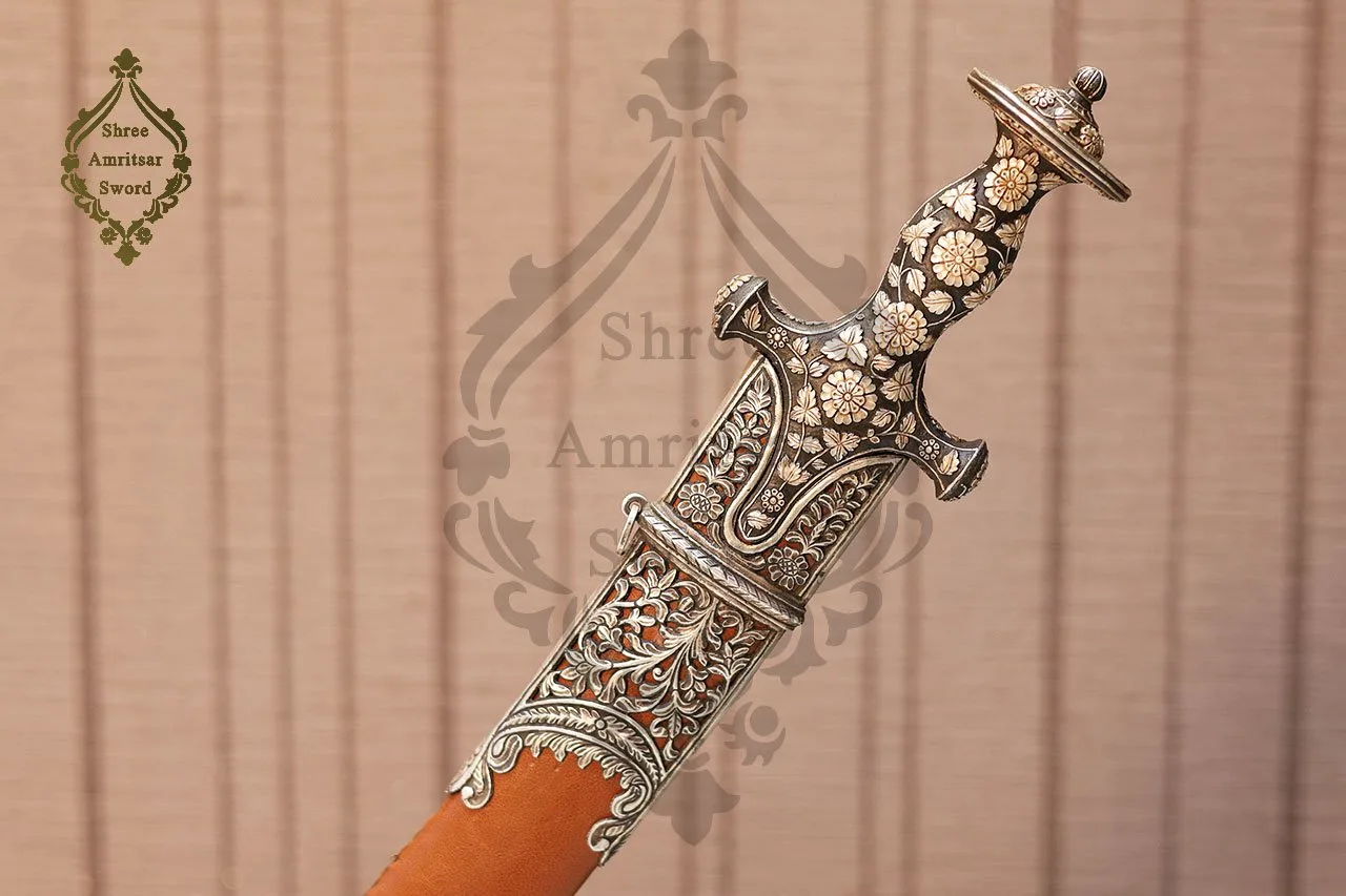 Silver Golia Sword thumbnail 3