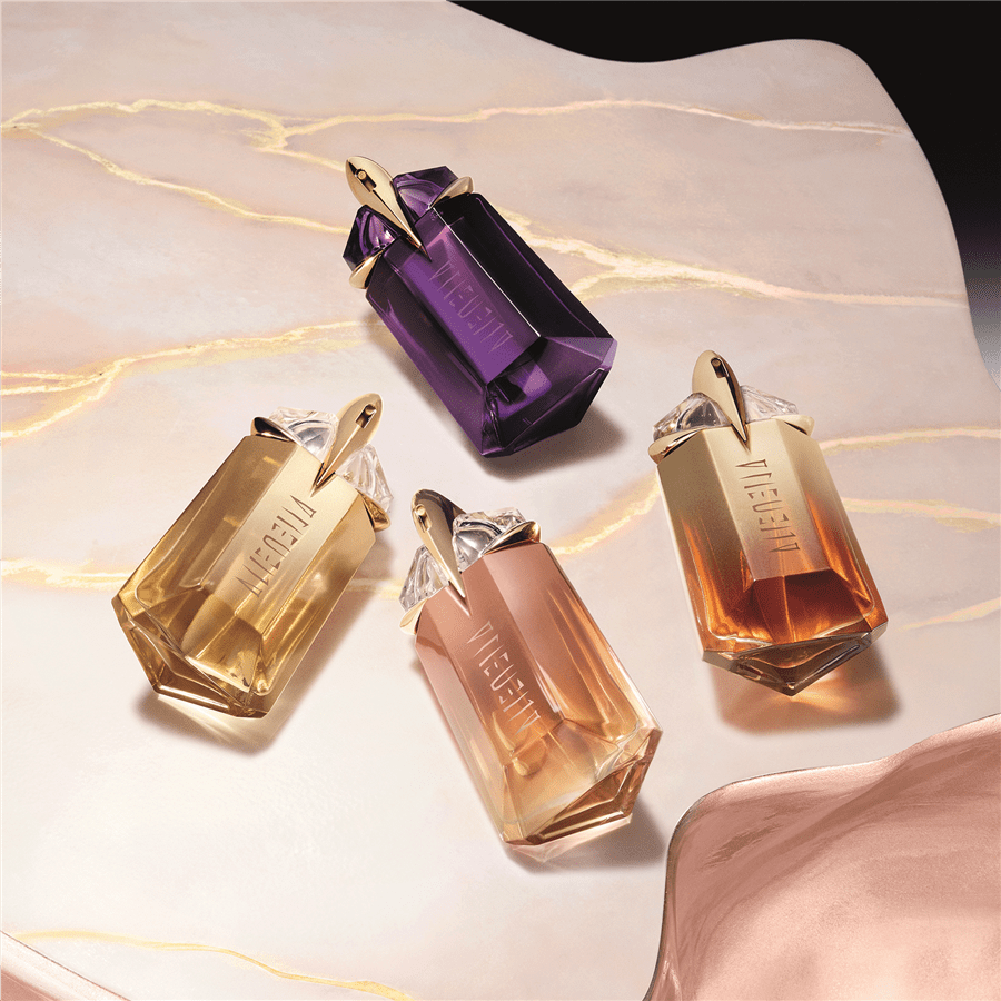 ALIEN GODDESS א.ד.פ לאשה