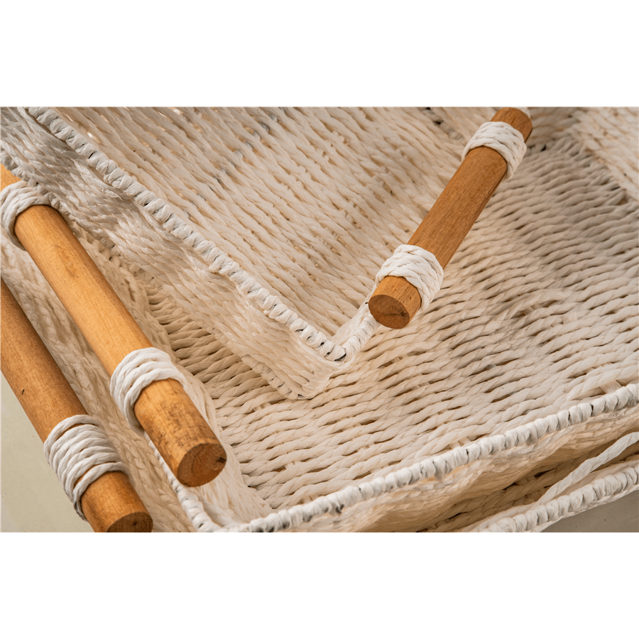 סלסלה עם ידיות עץ