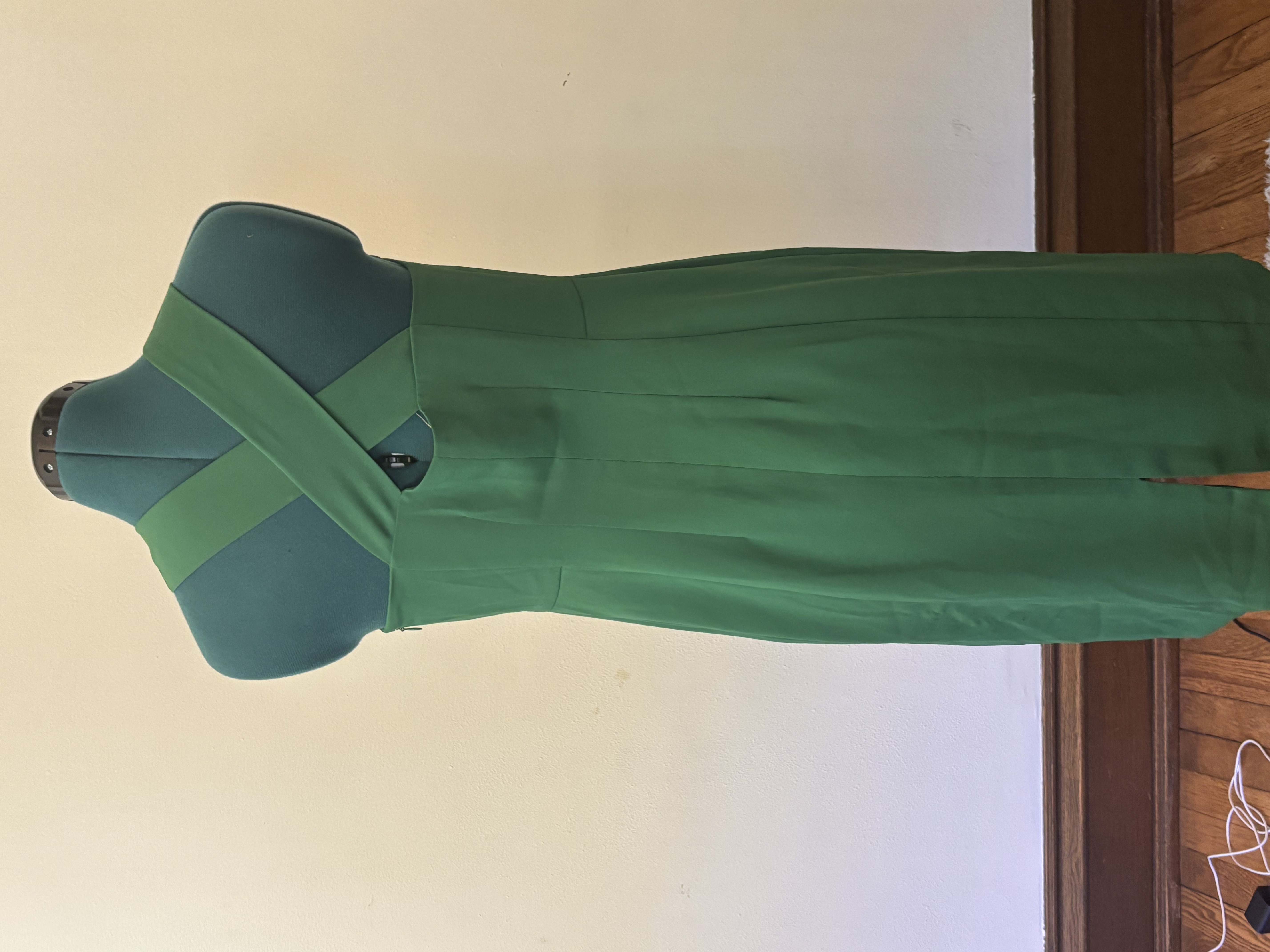 Ann Taylor Chic Green Sheath Dress