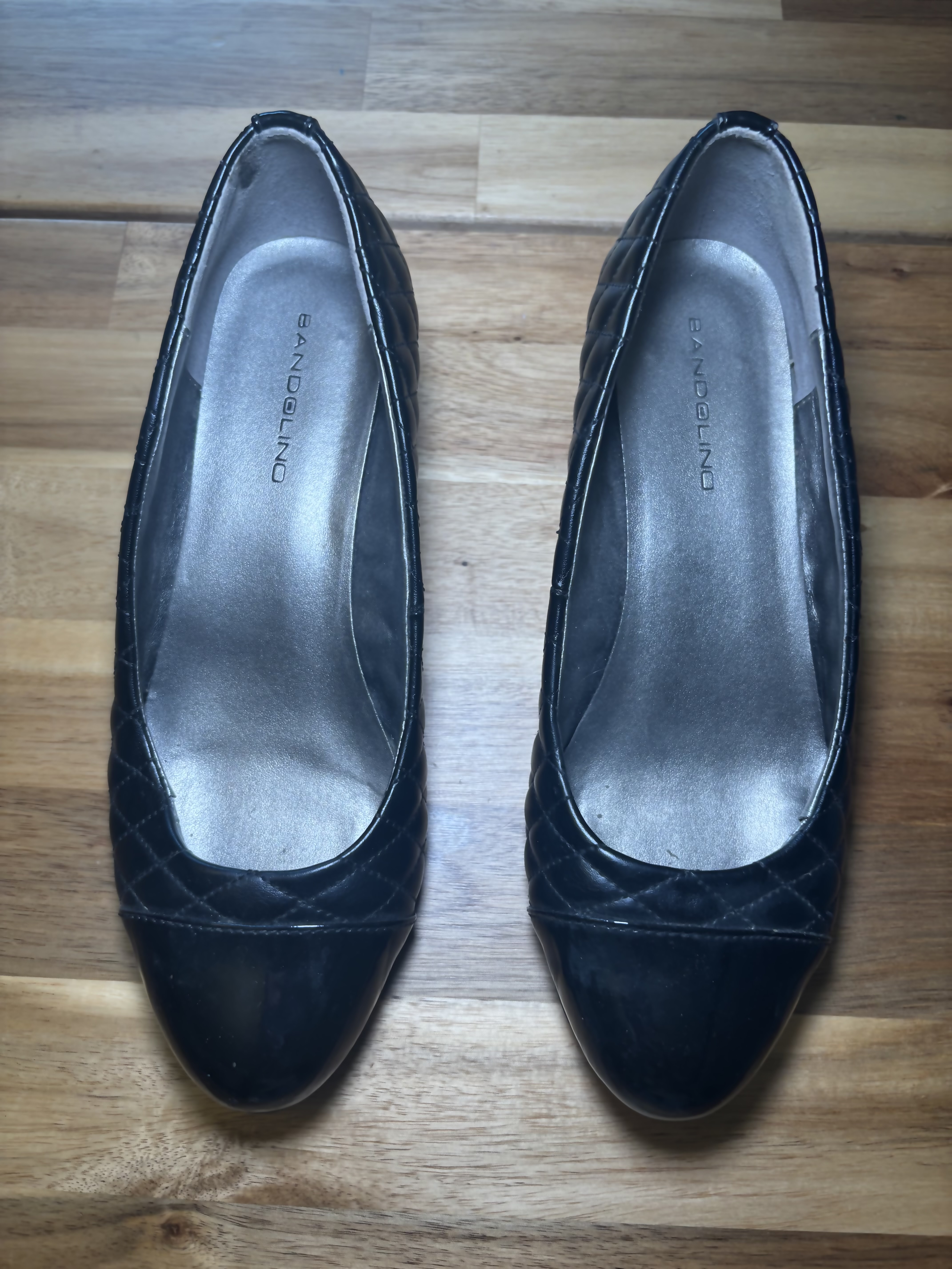 Bandolino Quilted Black Flats