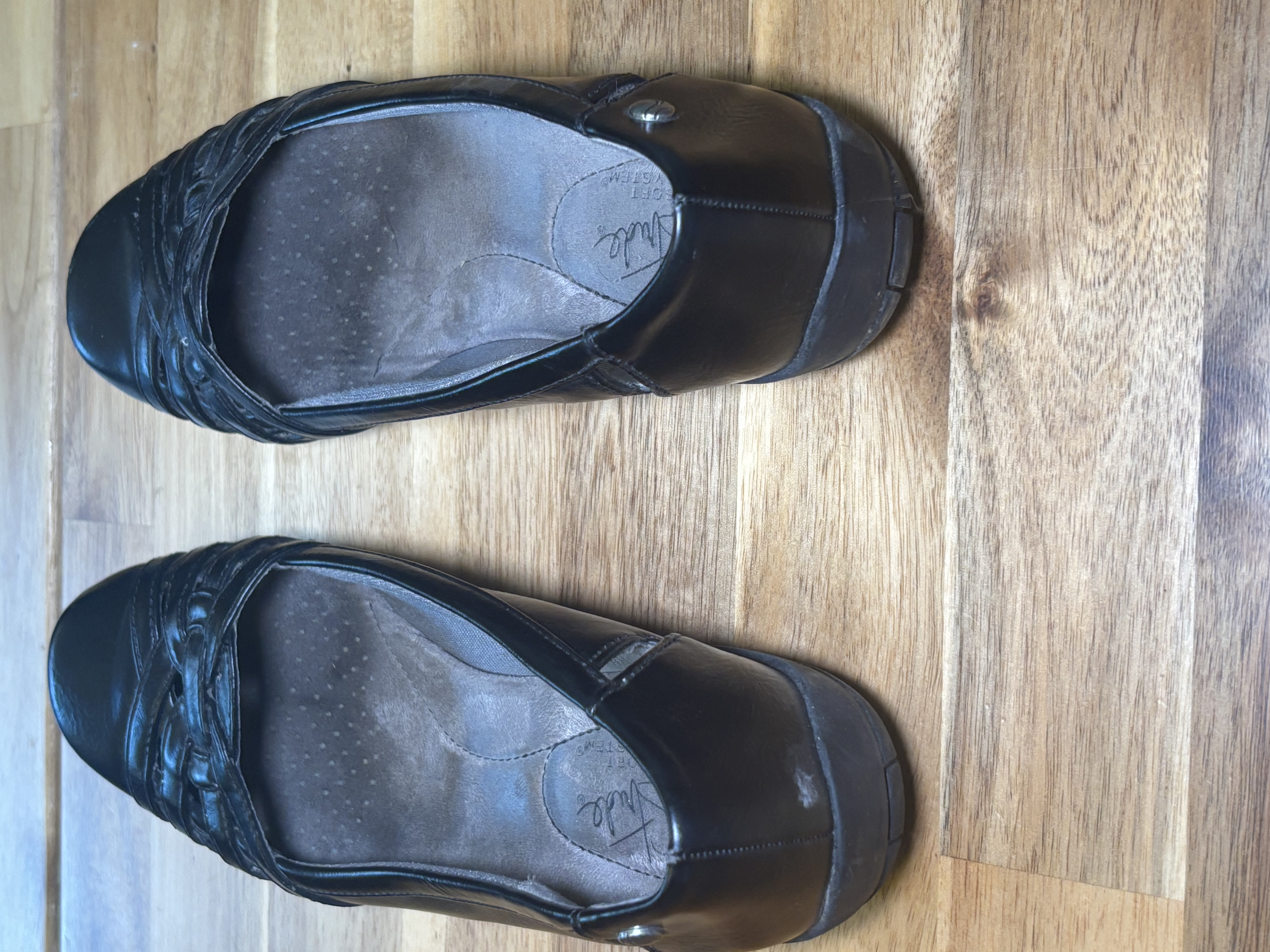 LifeStride Comfortable Black Flats