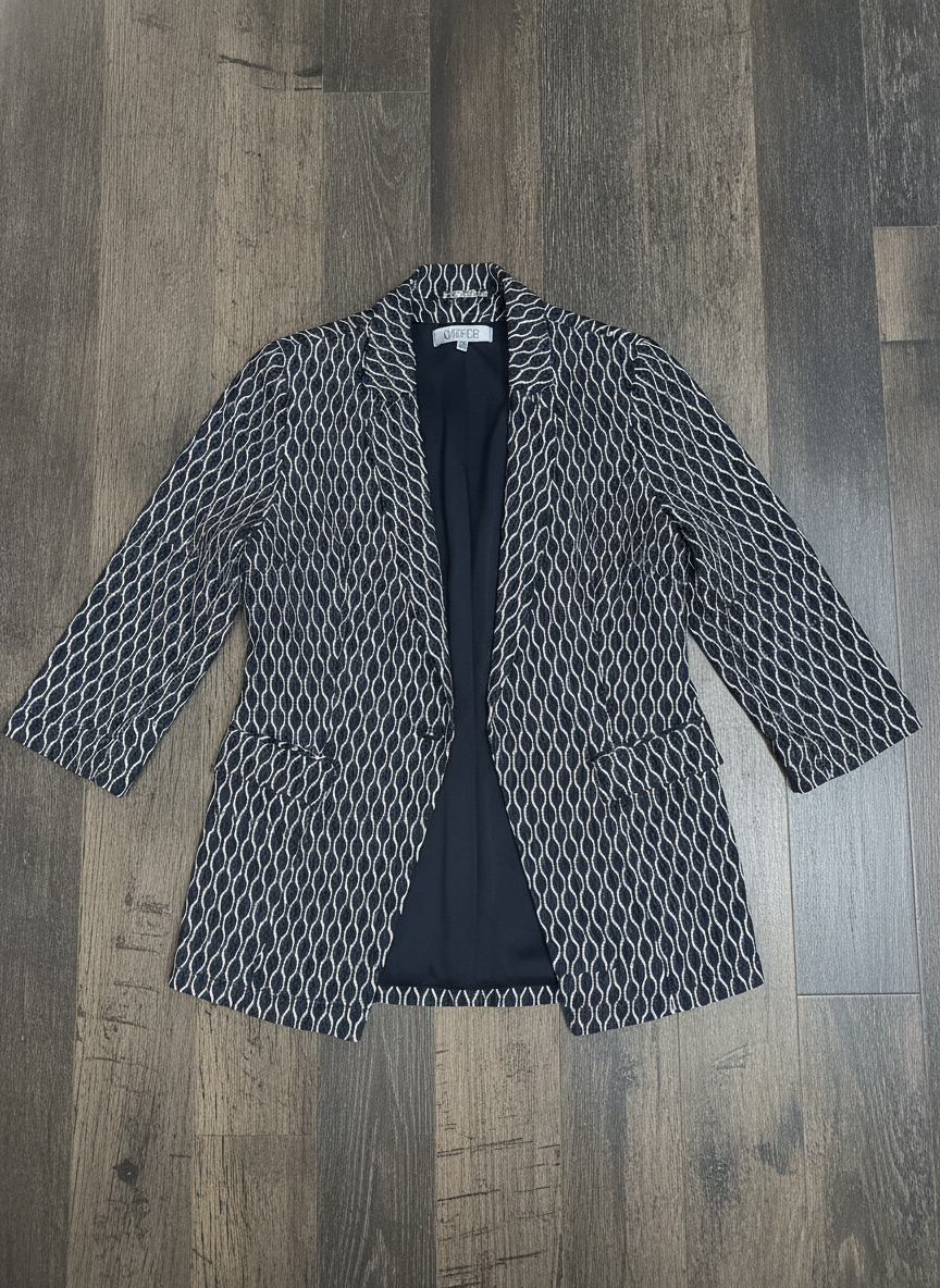 Kasper Patterned Blazer - Styled Flat-Lay