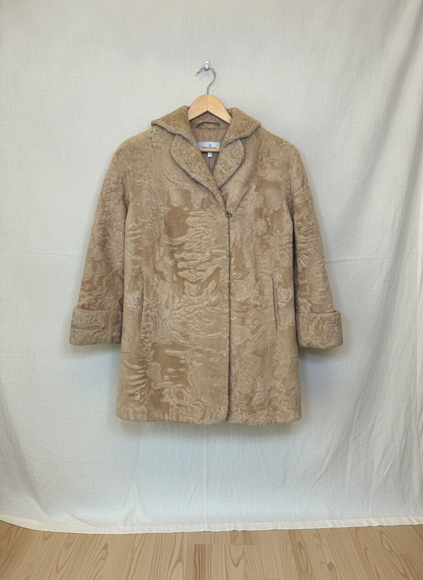 Abram Furs rental at FashionablyGood