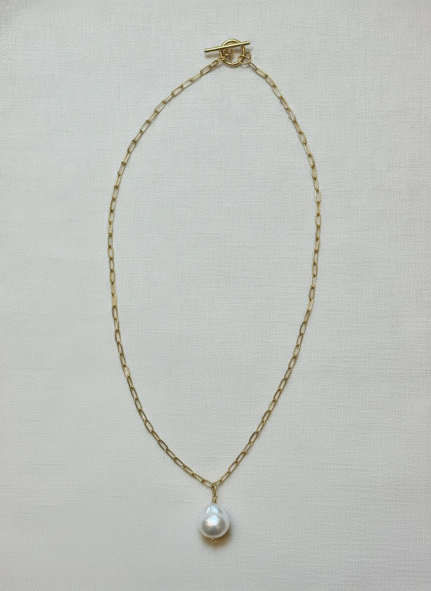 El Market Pearl Pendant Necklace