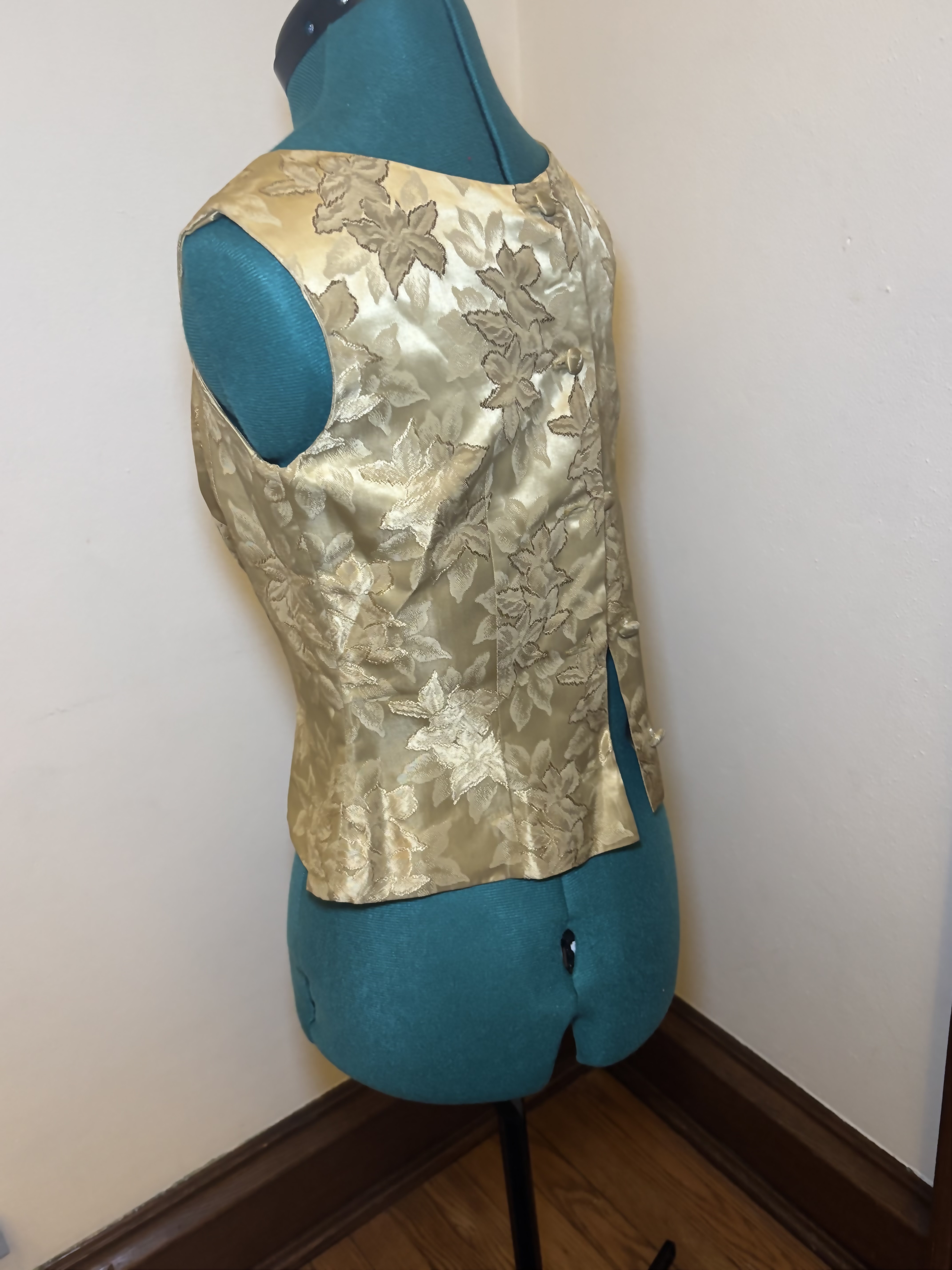 I. Magnin Gold Floral Brocade Top