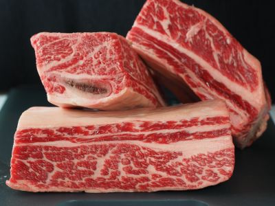 “English” Cut Beef Spare Ribs – Notice the Single Rib Bone