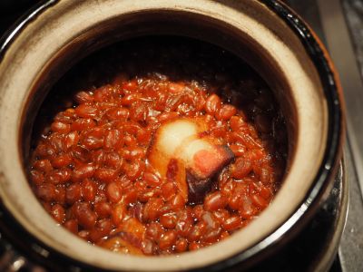 A Freshly Baked Pot of Boston Baked Beans