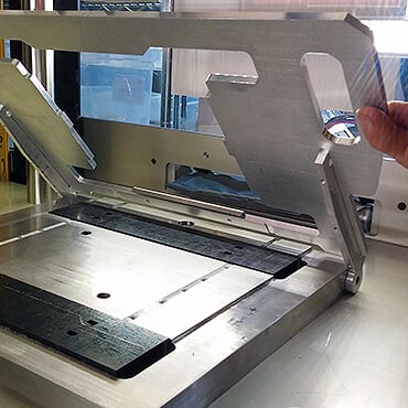 fabric cutter