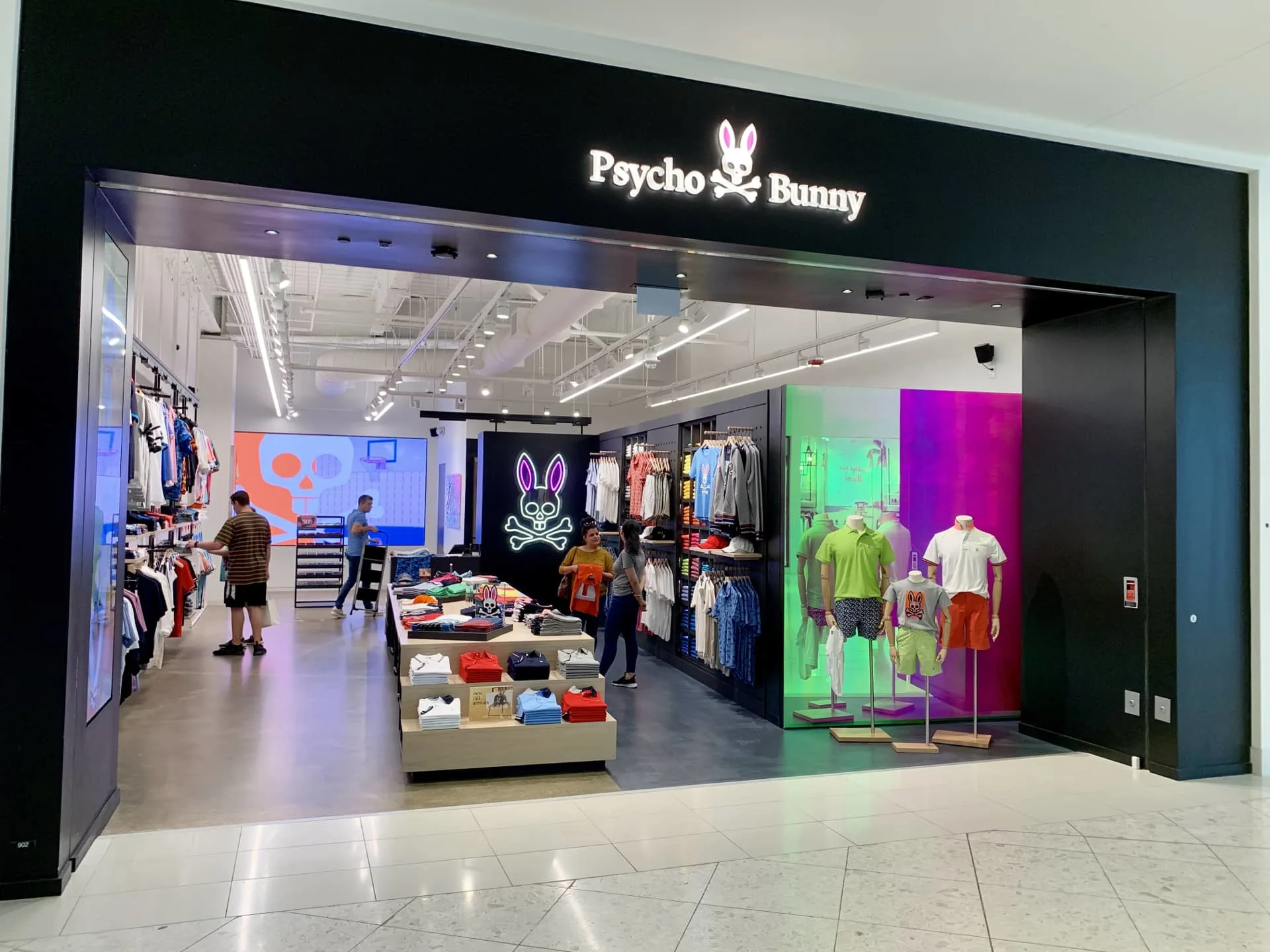 Signage in Malls- Signs in Miami | Sign A Rama Toronto