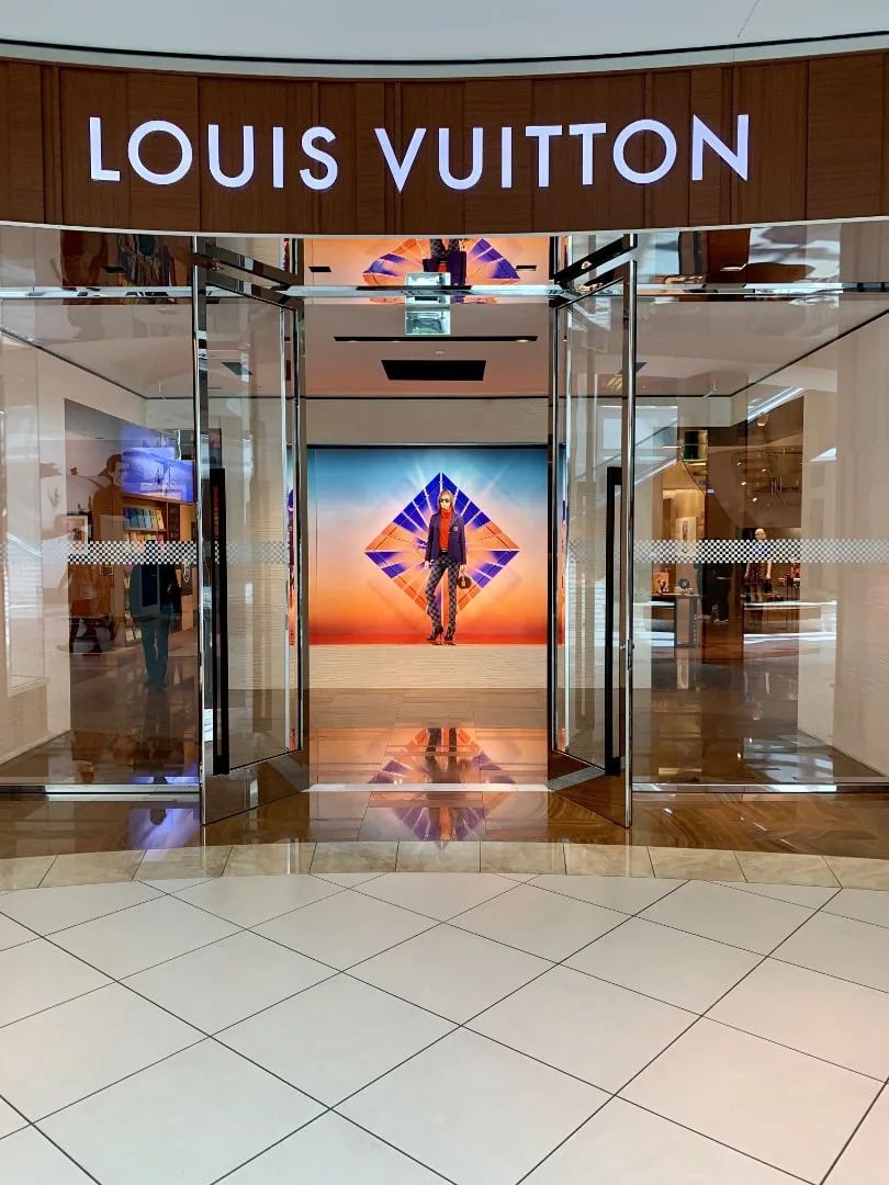 Signage in Malls- Signs in Miami | Sign A Rama Toronto