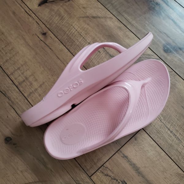 Best Oofos for Recovery in 2025: Find Your Perfect Pair for Post-Workout Comfort - 