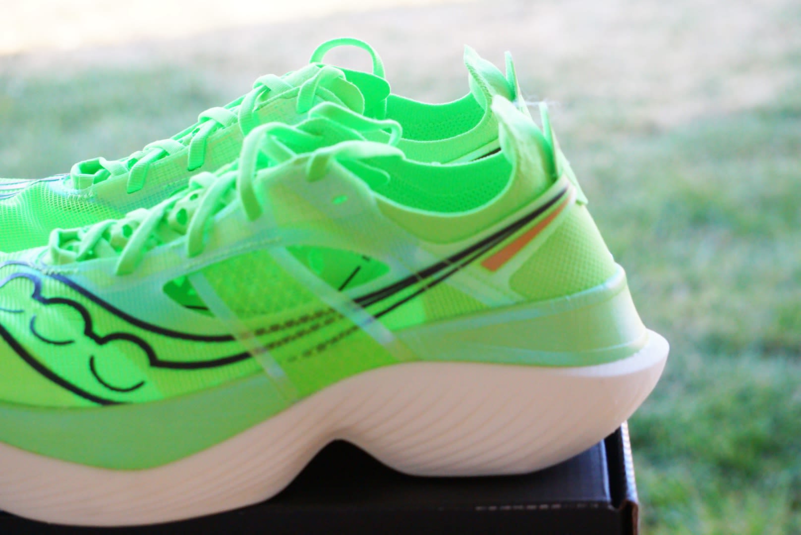 Saucony vs ASICS in 2025: Which Wins? - 
